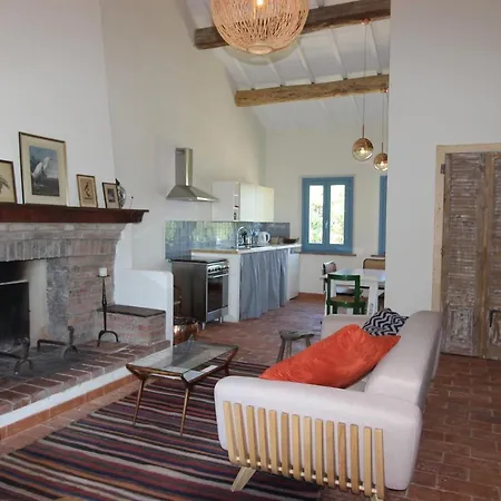 Casa La Selvella Сasa de vacaciones Gioiella